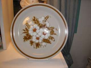 MOUNTAIN WOOD COLLECTION, DRIED FLOWERS   DINNER PLATE  