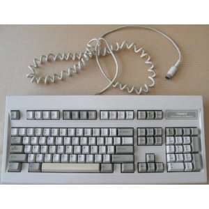    Tandy Enhanced 101 Key 5pin DIN Keyboard   Beige Electronics