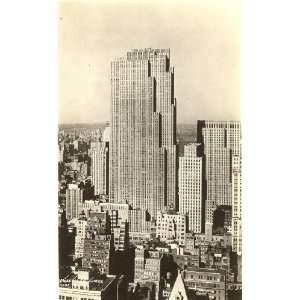 1930s Vintage Postcard RCA Building Rockefeller Center New York City