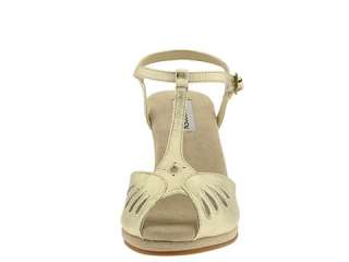 Steve Madden Torcch Wedge Leather NIB Size 8 Gold $75  