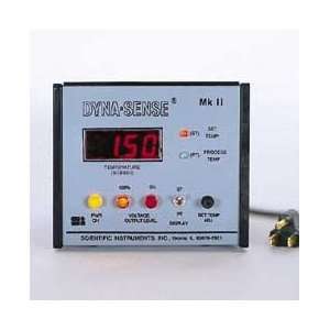  Digital Temperature Controllers   Model 61324 811   Model 61324 811