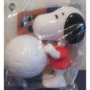  Burger King 2007 Peanuts Snoopy Soccer Player w Ball 