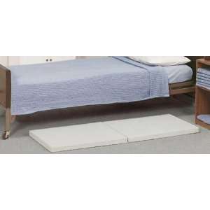 Mat 4x36x68 Center Folding (Catalog Category Beds & Accessories / Bed 