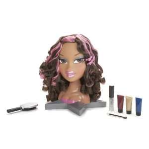 Bratz Hair Magic Funky Fashion Makeover Sasha : : Toys & Games