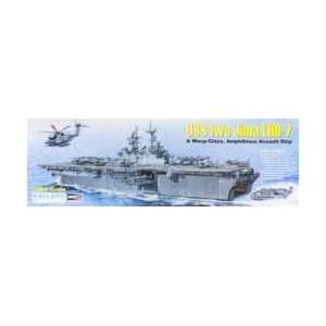  1/350 USS Iwo Jima Amphibious Assault Ship Toys & Games