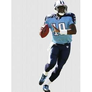   NFL Players and Logos Vince Young Playmaker 1220236