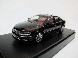 43 Minichamps Volkswagen New VW Phaeton Die Cast  