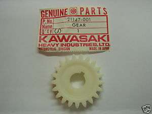 Kawasaki 500 H1 Ritzel gear distributor NOS 21147 001  