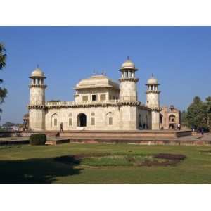  Itimad Ud Daulahs Tomb, Built by Nur Jehan, 1622 AD, Agra 