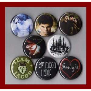  Twilight NEW Moon Set of 8   1 Inch Magnets Everything 