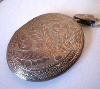 Large Vintage SIAM Hand Tooled Sterling Silver Locket & chain Necklace 