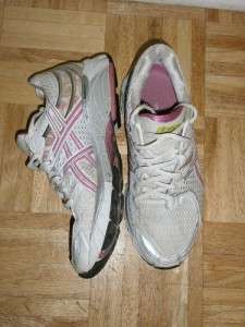 Asics GEL Kayano 16 Pink/White Running Shoes Womens 9.5M Pink Swirl 