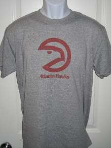 Atlanta Hawks 70s Throwback Logo NBA T Shirt Large  