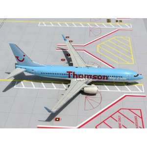  Gemini200 Thomsonfly B737 800(W) Model Airplane 