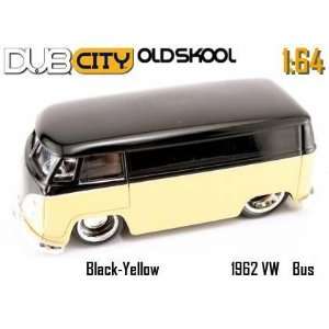  Jada Dub City Oldskool Black & Almond 1962 VW Bus 164 