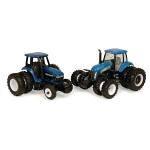   Curve Brands 164 New Holland 8670 and T8040 Tractor Set Toys & Games