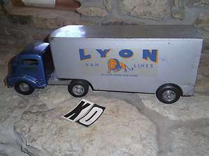 Smith Miller Lyon Van Lines Tractor Trailer Single Rear Wheels  