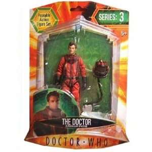   Inch the Doctor in Pentallian Spacesuit Action Figure Toys & Games