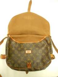 LOUIS VUITTON Monogram Saumur 30 Messenger Crossbody Bag Unisex 