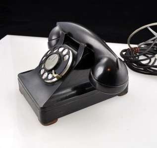   Electric Bell System 306 Lucy Black Bakelite Phone Henry Dreyfuss