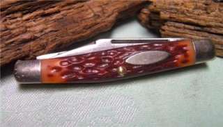 Today we offer a 3 blade small stockman knife with great snap 