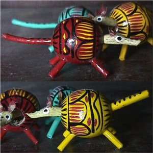  Armadillo Bobblehead   Mexican Folk Art