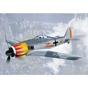  1/48 Fw 190 Focke Wulf Maj Graf Toys & Games