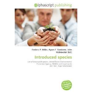  Introduced species (9786132850706) Books