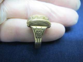 Mens 1942 10K Gold High School Class Ring sz 10.5  