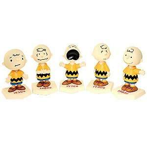  Charlie Brown Then and Now Figure Set/5 Character Toys 