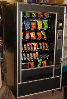 Automatic Products Model 4000 Snack/Candy Vending Machine   New 