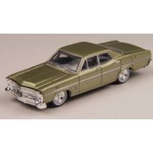  HO 1967 Ford Galaxie #2 Toys & Games