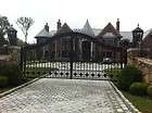   VICTORIAN STYLE HAND MADE IRON ESTATE MONUMENTAL DRIVEWAY GATES CTG4