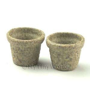 17mm Round Stoneware Pots Doll House Miniatures  