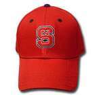 Top of the World NCAA FITTED CAP HAT NORTH CAROLINA WOLFPACK RED SIZE 