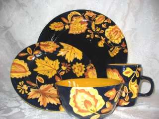 New LAURIE GATES Autumn Gold Dinner Plates  