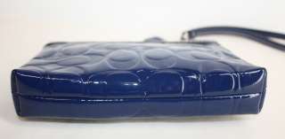   COACH PATENT EMBOSSED PLEATED WRISTLET NAVY BLUE NWT 43639 $78  