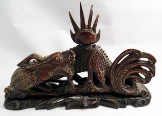   19TH CENTURY JAPANESE CARVED WOOD FIGURE OF A DRAGON ON STAND  