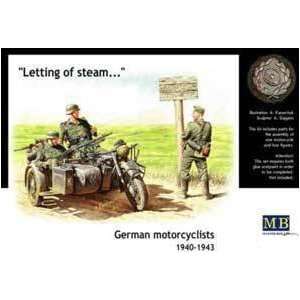  WWII German BMW R75 Motorcycle & Motorcyclists 1940 43 (4 