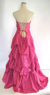 NWT CITY TRIANGLE $200 Fuchsia Junior Formal Gown 17/18  