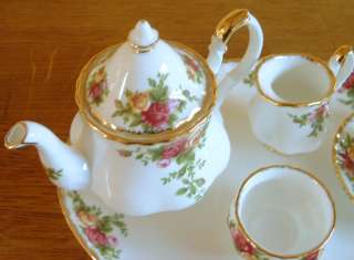 ROYAL ALBERT OLD COUNTRY ROSES MINIATURE TEASET  