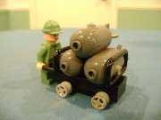 LEGO LOT #45 CUSTOM WW2 WORLD WAR 2 MECHANIC BOMBS PLANE INSTALLER 