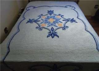 THIS IS A VINTAGE CHENILLE BEDSPREAD, FITS QUEEN OR FULL SIZE BED 