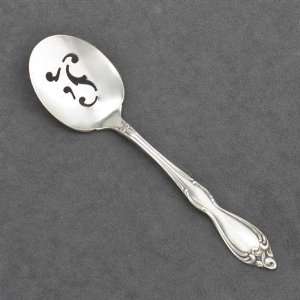  Old South by William A. Rogers, Silverplate Relish Spoon 
