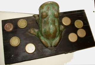 Old toad used in general for typical Argentine game JUEGO DE SAPO