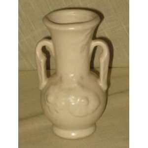  VINTAGE WHITE SHAWNEE POTTERY EMBOSSED FLOWERS DOUBLE 