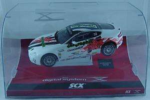     SCX DIGITAL Race Set 13820 1/32 Vantage Slot Car NEW INBOX  