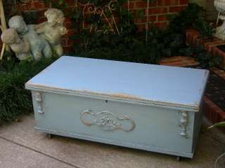   VINTAGE OLD CEDAR HOPE CHEST TRUNK COFFEE TABLE~CHIC FRENCH BLUE